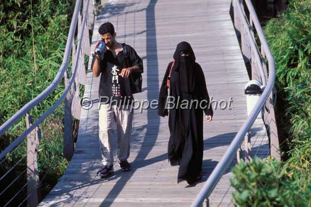 malaisie 09.JPG - Couple de touristes du golfe arabiqueIles LangkawiMalaisie